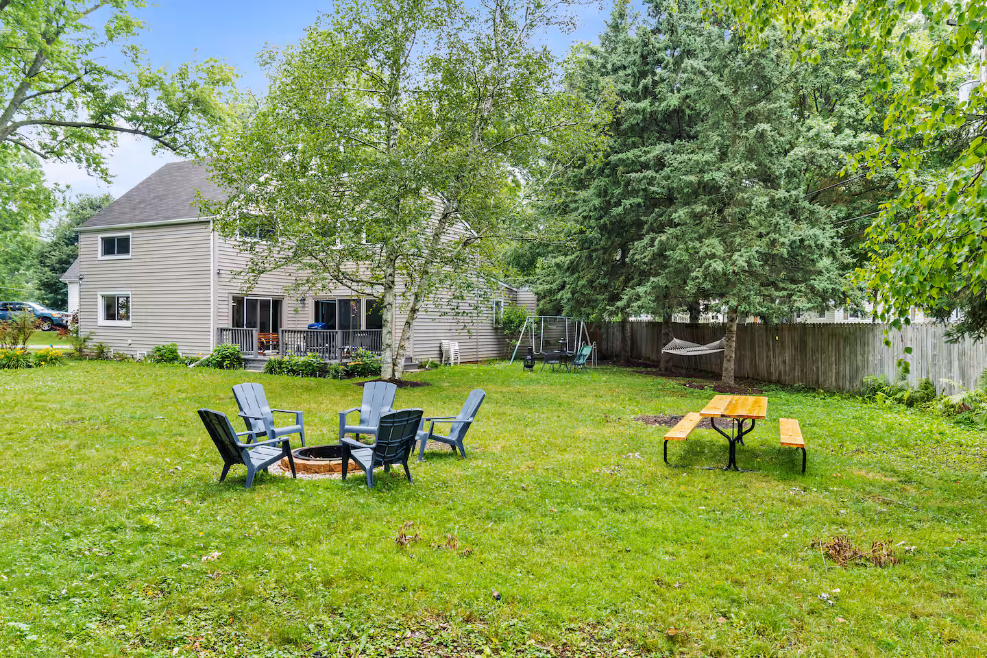 Manor Vacation Getaway gallery image