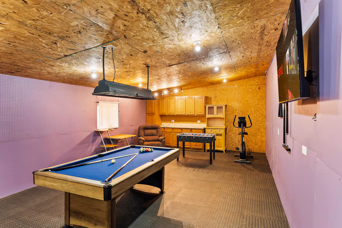 Manor Vacation Getaway gallery image