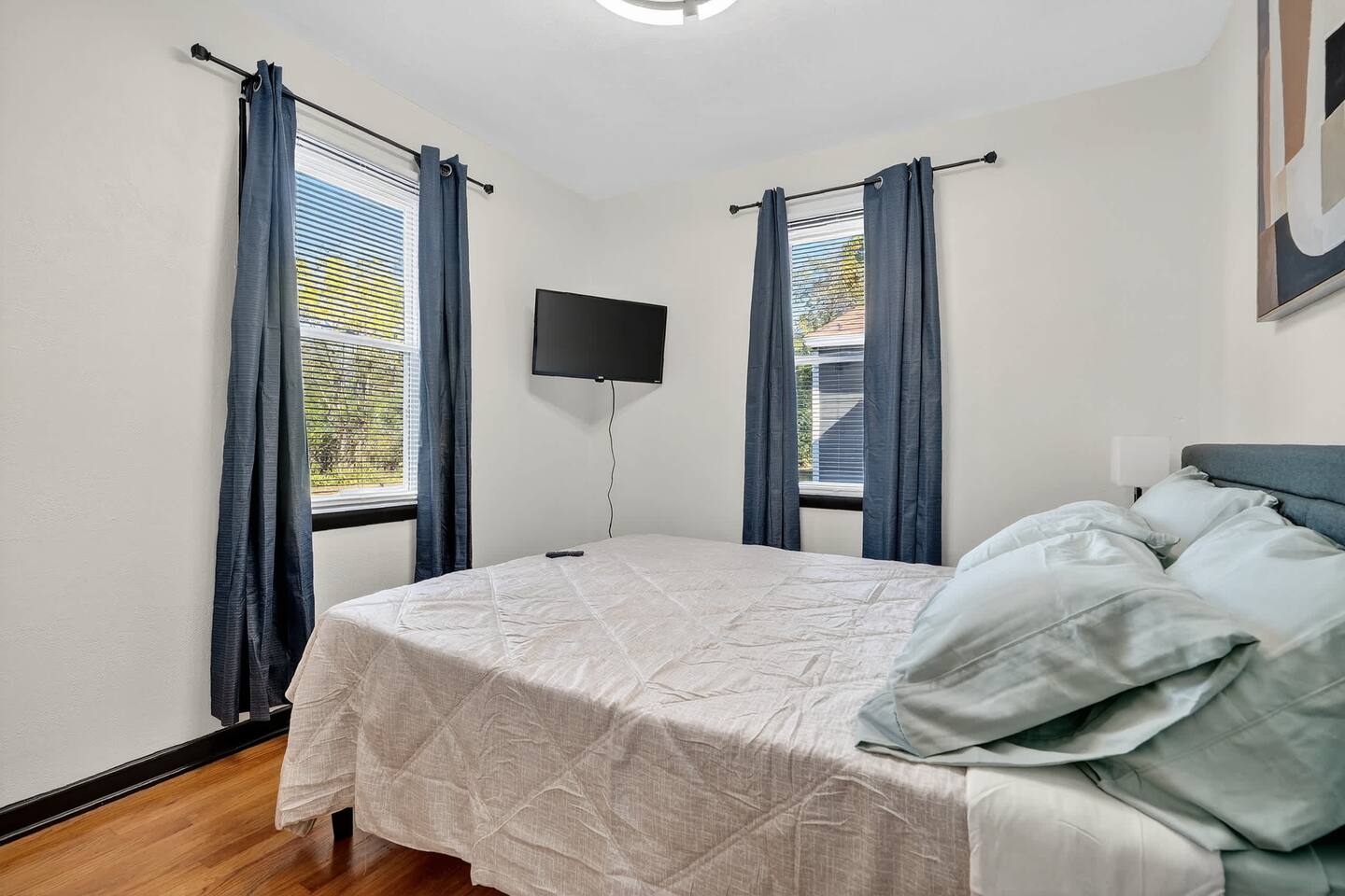 Green Bay Retreat gallery image